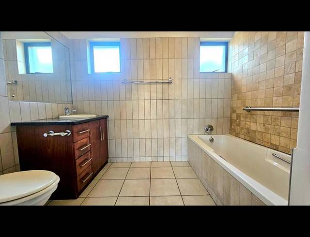 2 BEDROOM PROPERTY TO RENT IN MIDSTREAM ESTATE